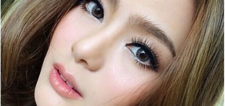 kepopuleran softlens warna