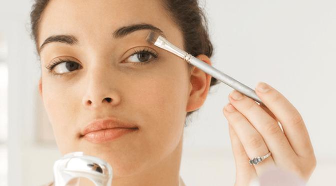 eyeshadow primer